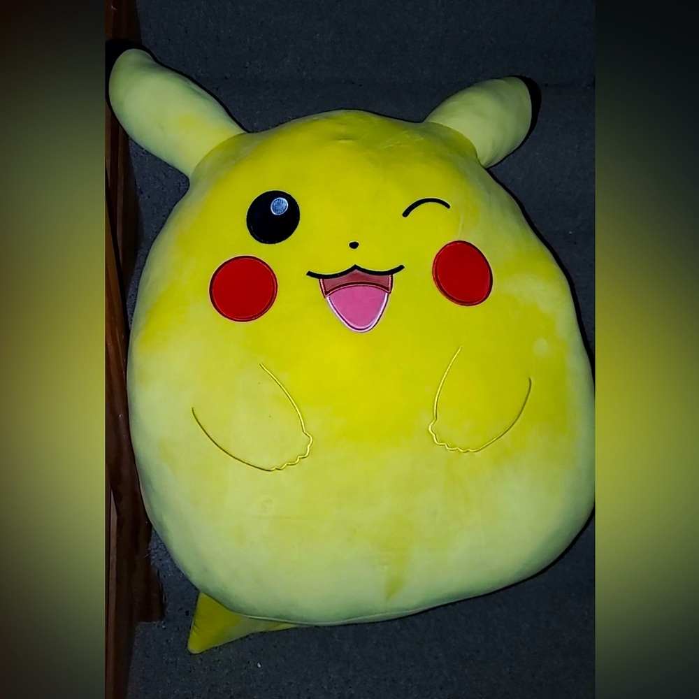 Squishmallows Pokemon Winking Pikachu Jumbo 20" Plush - NWT.